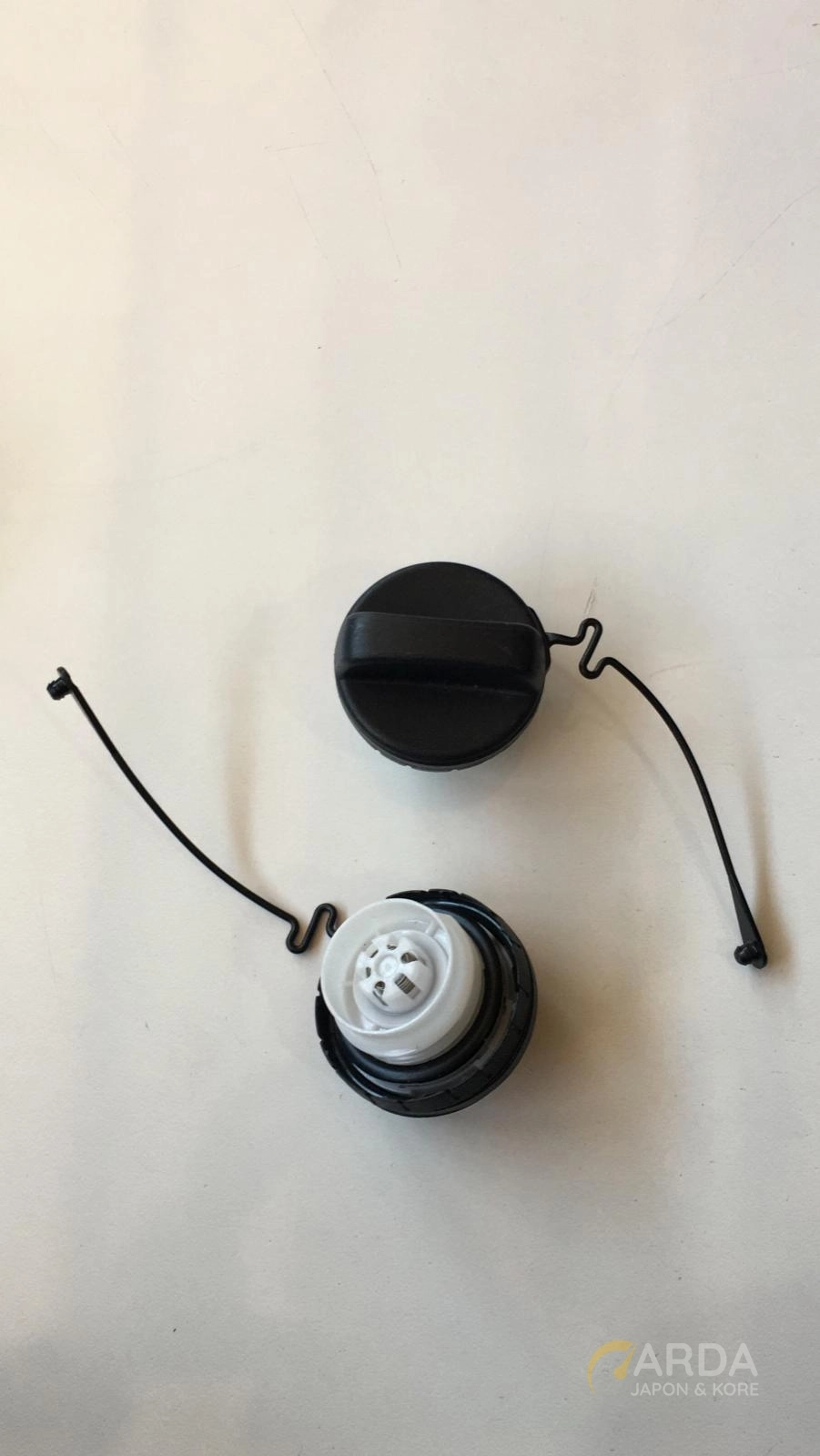 TOYOTA COROLLA HILUX AVENSİS YAKIT DEPO KAPAĞI 2007-2018